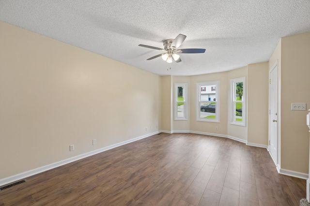 2687 Blue Willow Ct, Clarksville, TN 37042