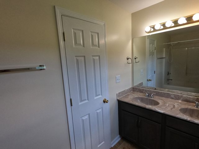 2687 Blue Willow Ct, Clarksville, TN 37042