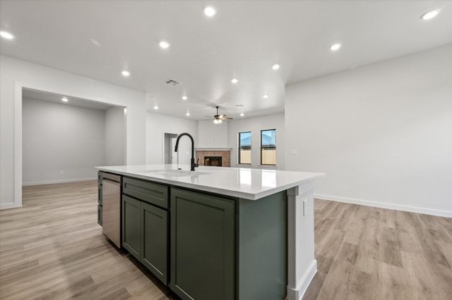 7014 16th Street, Lubbock, TX 79416
