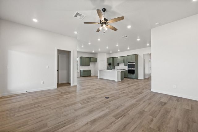 7014 16th Street, Lubbock, TX 79416