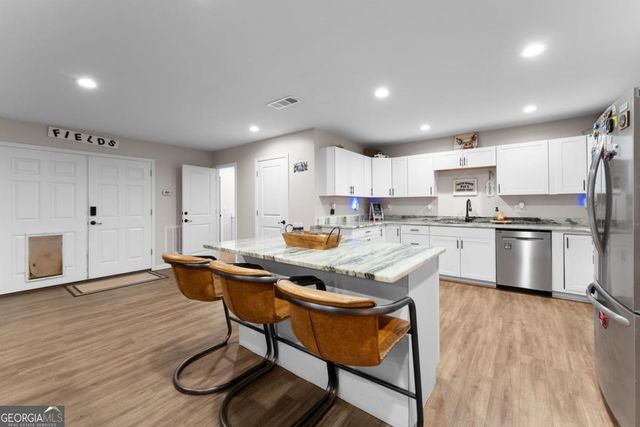 196 Adams Duncan Road, Hull, GA 30646