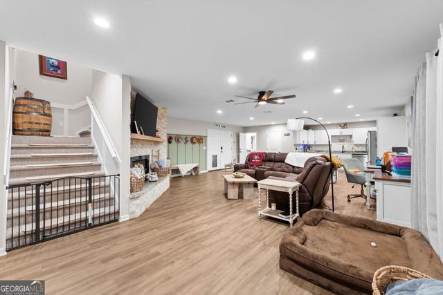 196 Adams Duncan Road, Hull, GA 30646
