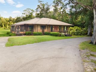 17321 Oak Creek RD, Alva, FL 33920