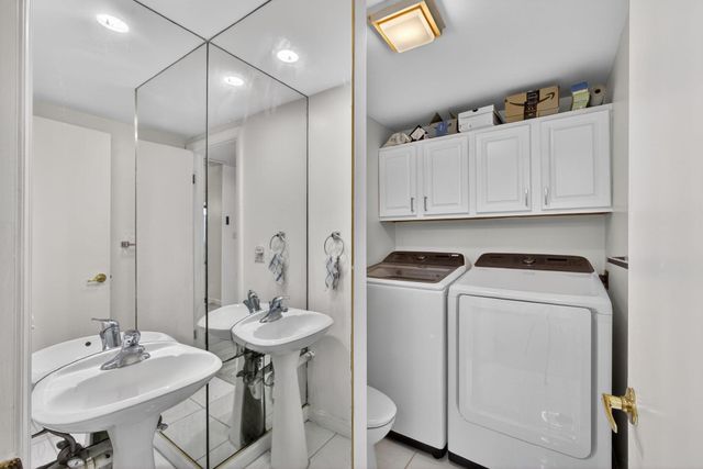 1213 12th Terrace, Palm Beach Gardens, FL 33418