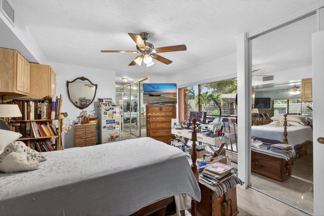 1213 12th Terrace, Palm Beach Gardens, FL 33418