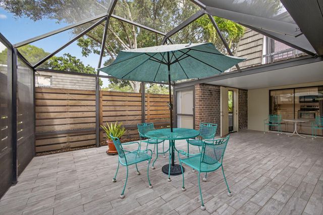 1213 12th Terrace, Palm Beach Gardens, FL 33418