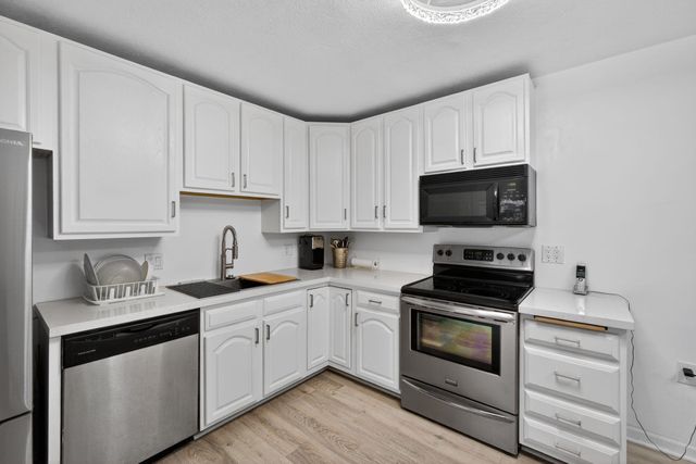 1213 12th Terrace, Palm Beach Gardens, FL 33418