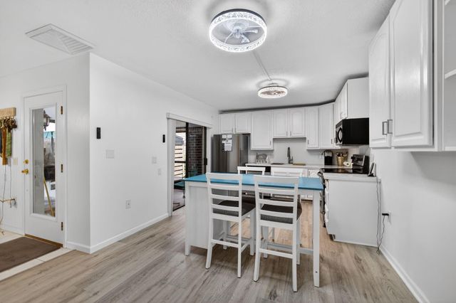 1213 12th Terrace, Palm Beach Gardens, FL 33418