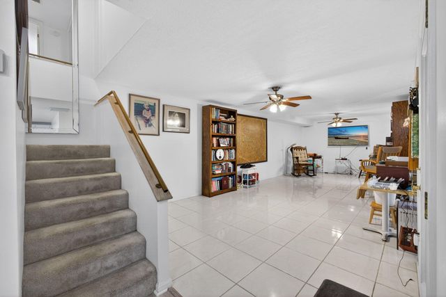 1213 12th Terrace, Palm Beach Gardens, FL 33418