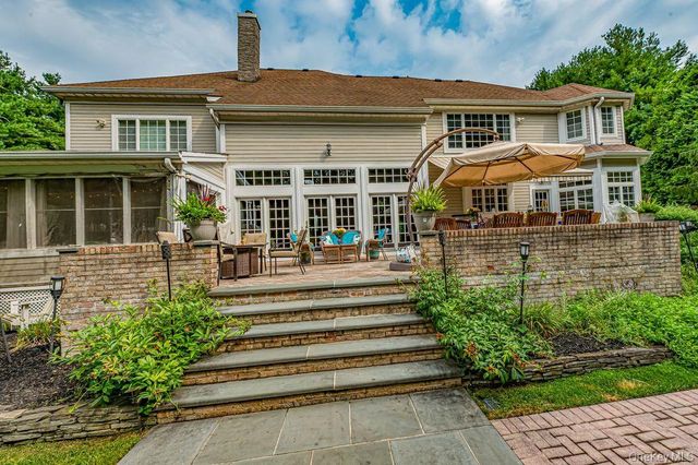 9 Fox Meadow Lane, Head Of The Harbor, NY 11780