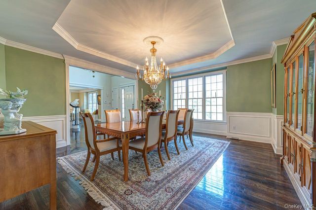 9 Fox Meadow Lane, Head Of The Harbor, NY 11780