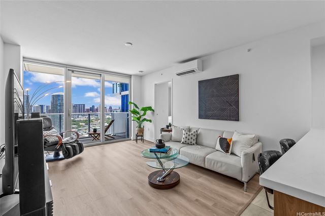 629 Keeaumoku Street 2810, Honolulu, HI 96814