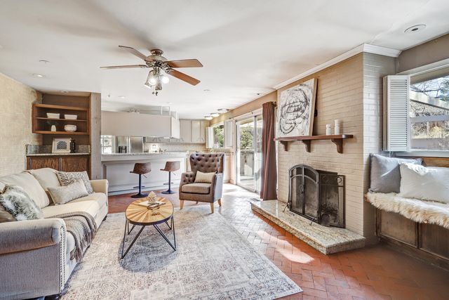 1320 Stagecoach Lane SE, Albuquerque, NM 87123