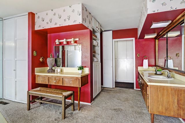 1320 Stagecoach Lane SE, Albuquerque, NM 87123