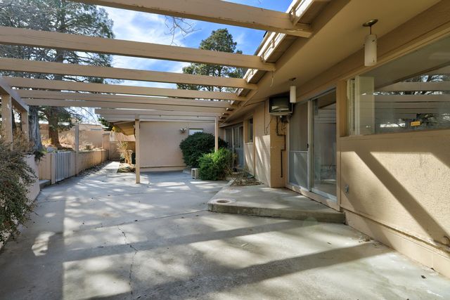 1320 Stagecoach Lane SE, Albuquerque, NM 87123