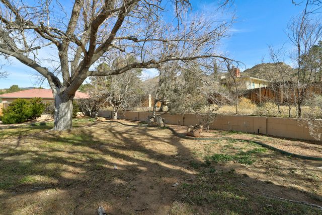 1320 Stagecoach Lane SE, Albuquerque, NM 87123