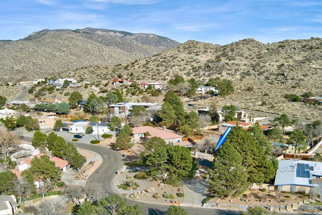 1320 Stagecoach Lane SE, Albuquerque, NM 87123