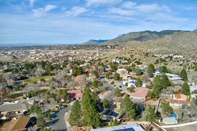 1320 Stagecoach Lane SE, Albuquerque, NM 87123