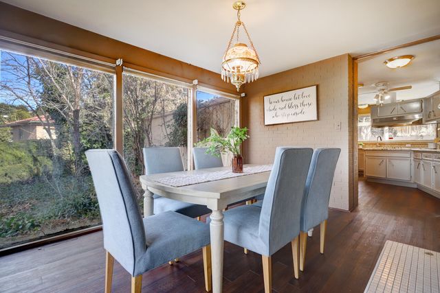 1320 Stagecoach Lane SE, Albuquerque, NM 87123