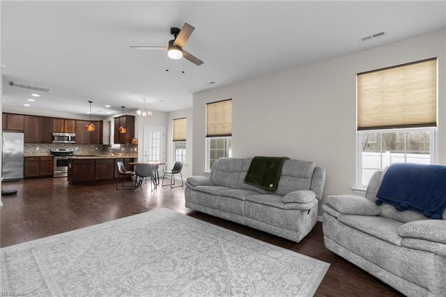 2160 Redgate DR, Suffolk, VA 23434