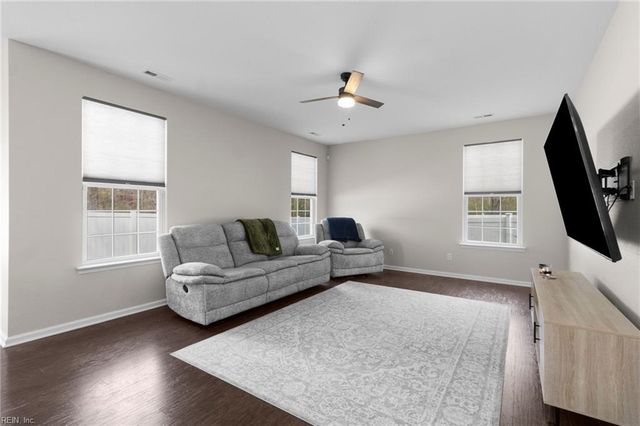 2160 Redgate DR, Suffolk, VA 23434