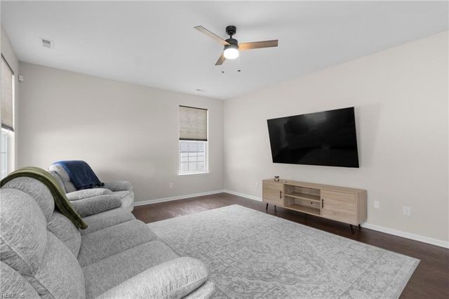 2160 Redgate DR, Suffolk, VA 23434