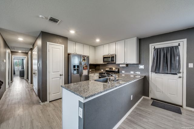 4103 Cove Falls, San Antonio, TX 78223