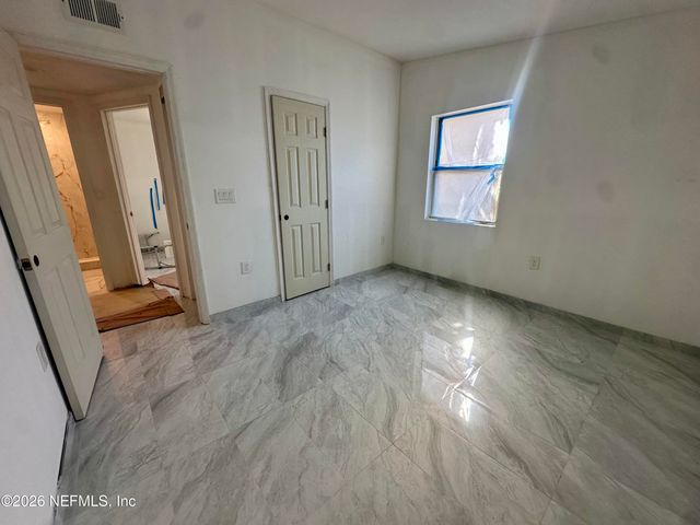 11335 WINGATE Road N, Jacksonville, FL 32218