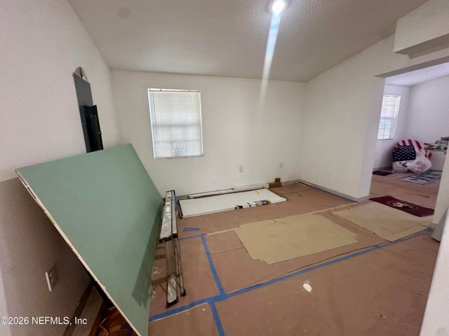 11335 WINGATE Road N, Jacksonville, FL 32218