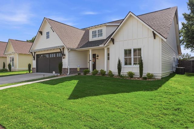 940 Woodland Cove, Conway, AR 72034
