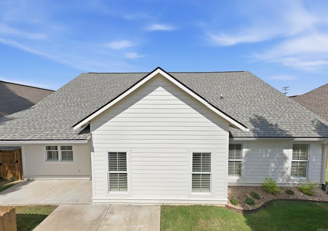 940 Woodland Cove, Conway, AR 72034