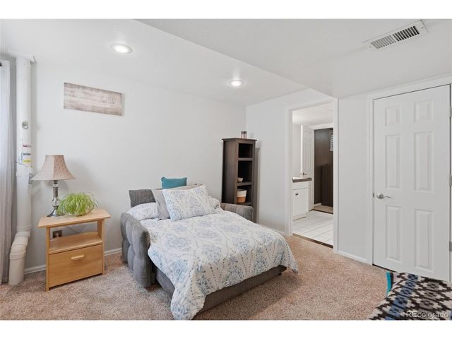 999 S Telluride St, Aurora, CO 80017