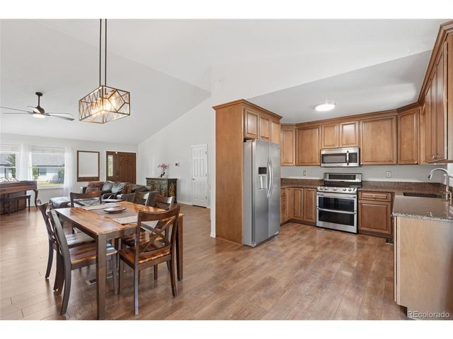 999 S Telluride St, Aurora, CO 80017