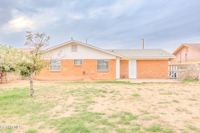 10724 ONYXSTONE Street, El Paso, TX 79924