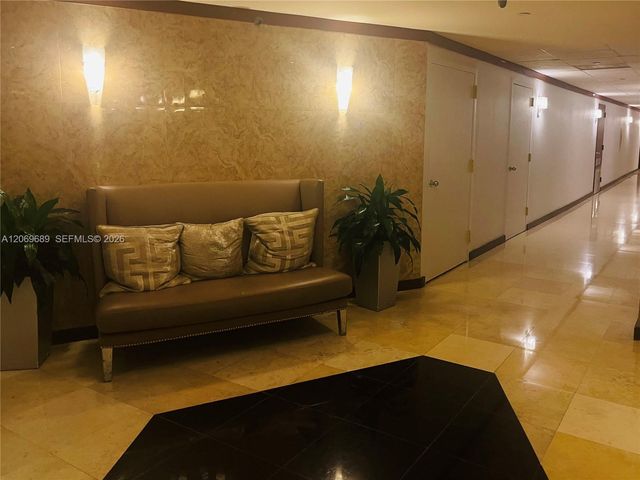 3300 NE 191st Street 1101, Aventura, FL 33180