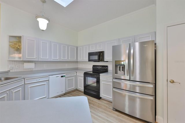 2411 OLD NANTUCKET COURT, Sun City Center, FL 33573