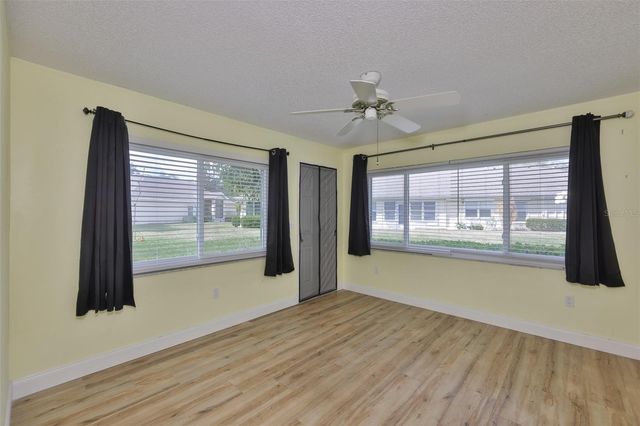 2411 OLD NANTUCKET COURT, Sun City Center, FL 33573