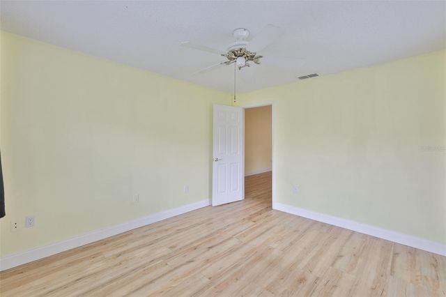 2411 OLD NANTUCKET COURT, Sun City Center, FL 33573