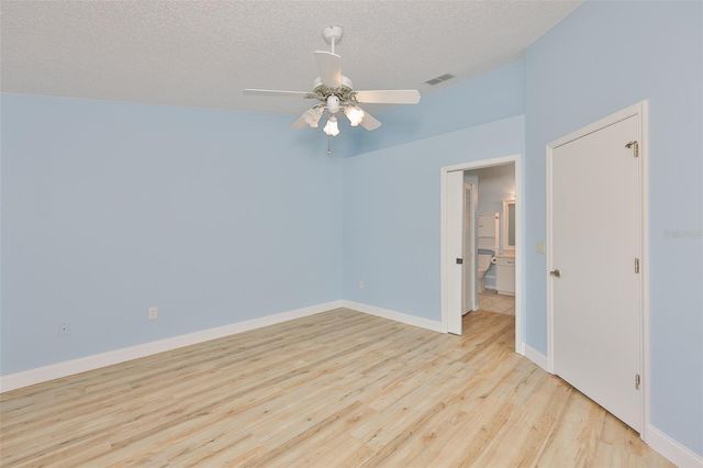 2411 OLD NANTUCKET COURT, Sun City Center, FL 33573