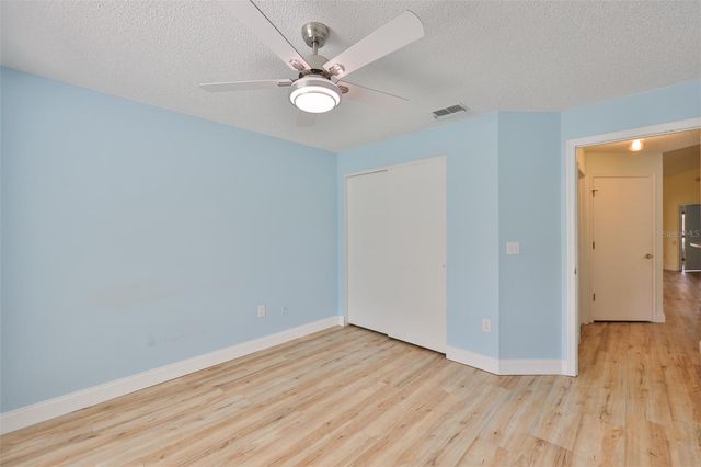 2411 OLD NANTUCKET COURT, Sun City Center, FL 33573