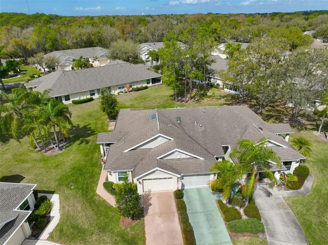 2411 OLD NANTUCKET COURT, Sun City Center, FL 33573