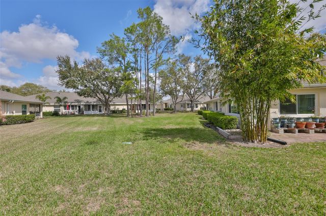 2411 OLD NANTUCKET COURT, Sun City Center, FL 33573