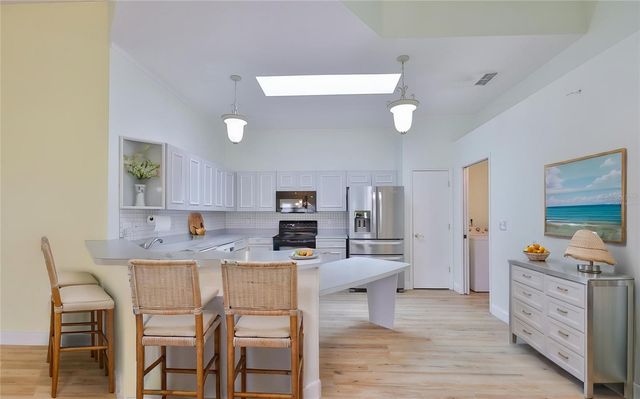 2411 OLD NANTUCKET COURT, Sun City Center, FL 33573