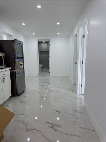 120 E 44th St, Hialeah, FL 33013