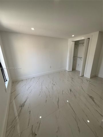 120 E 44th St, Hialeah, FL 33013