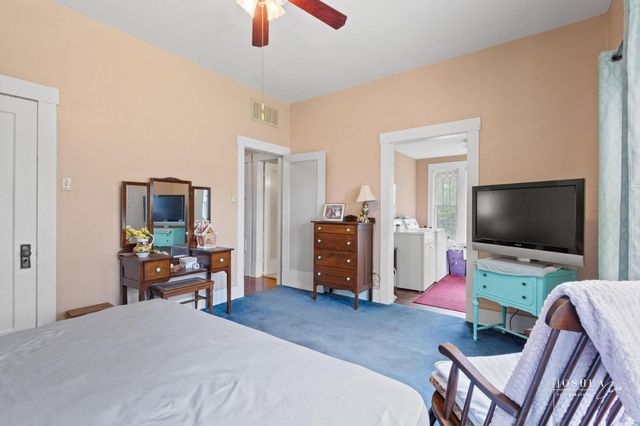 1012 W Bond Street, Denison, TX 75020