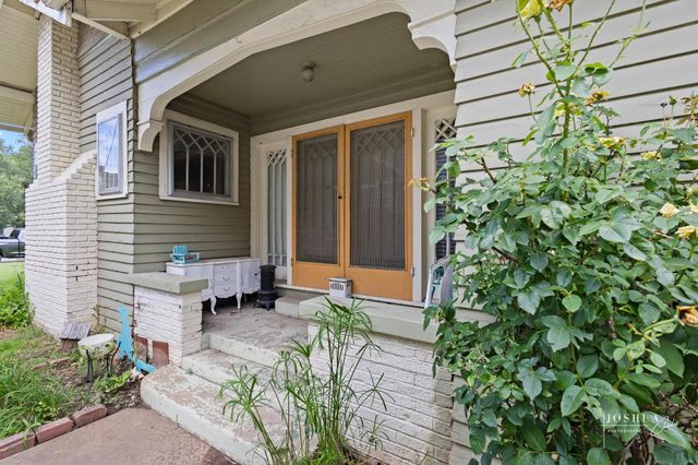 1012 W Bond Street, Denison, TX 75020