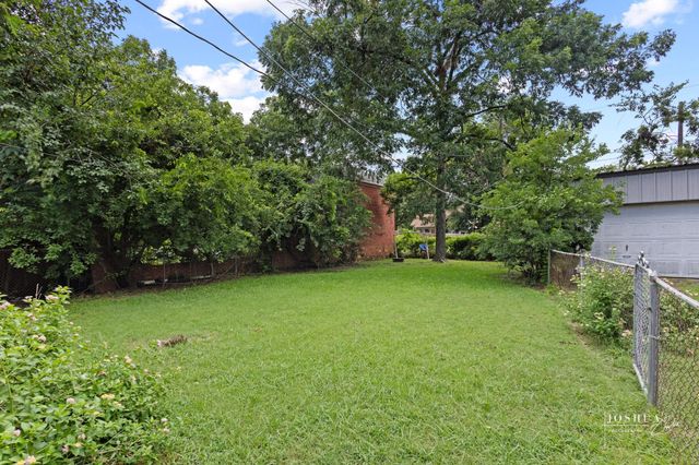 1012 W Bond Street, Denison, TX 75020