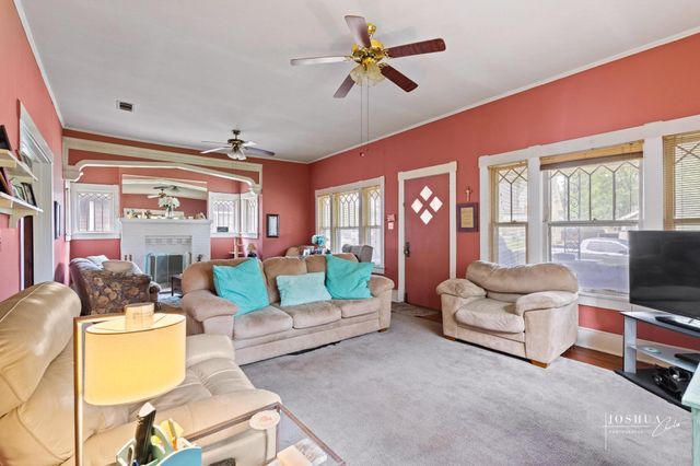1012 W Bond Street, Denison, TX 75020
