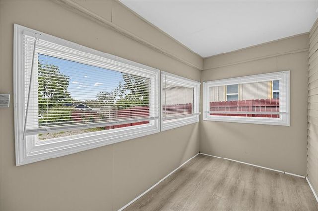 1933 N 26th Street, Kansas City, KS 66104
